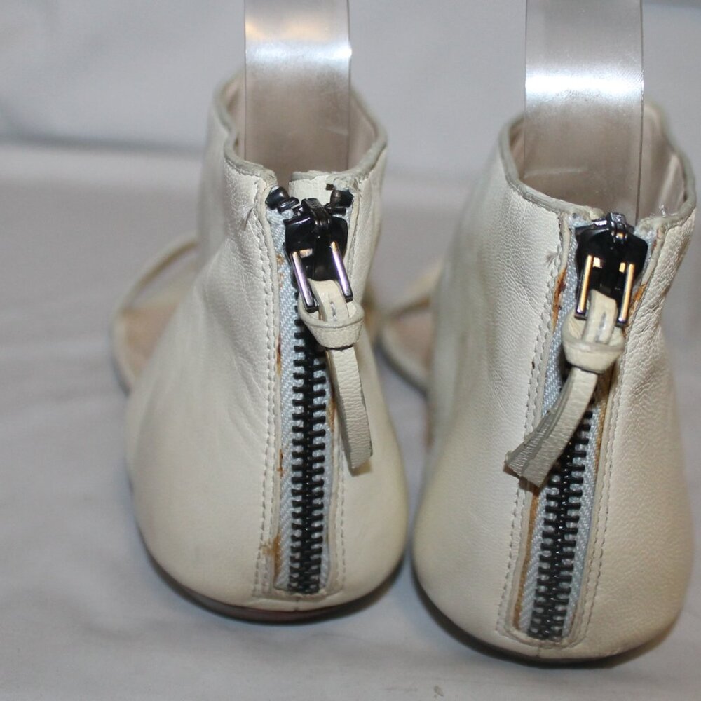 Authentic Givenchy Leather Crystal Rhinestone Gladiator Style Sandals Sh… - Picture 7 of 8